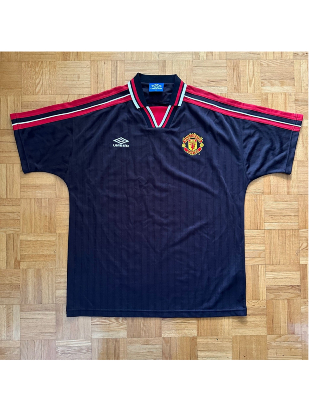 Vintage Manchester United Umbro Soccer Jersey Size XL